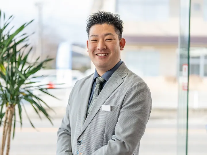 安曇野店　店長　塩原 直也